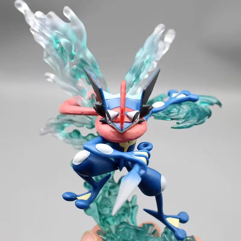 Pokemon: Greninja / Ash-Greninja. 18 cm Figure