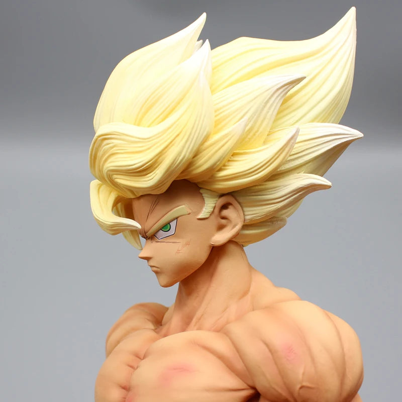 Dragon Ball Z: Son Goku Super Saiyan. 28 cm Figure