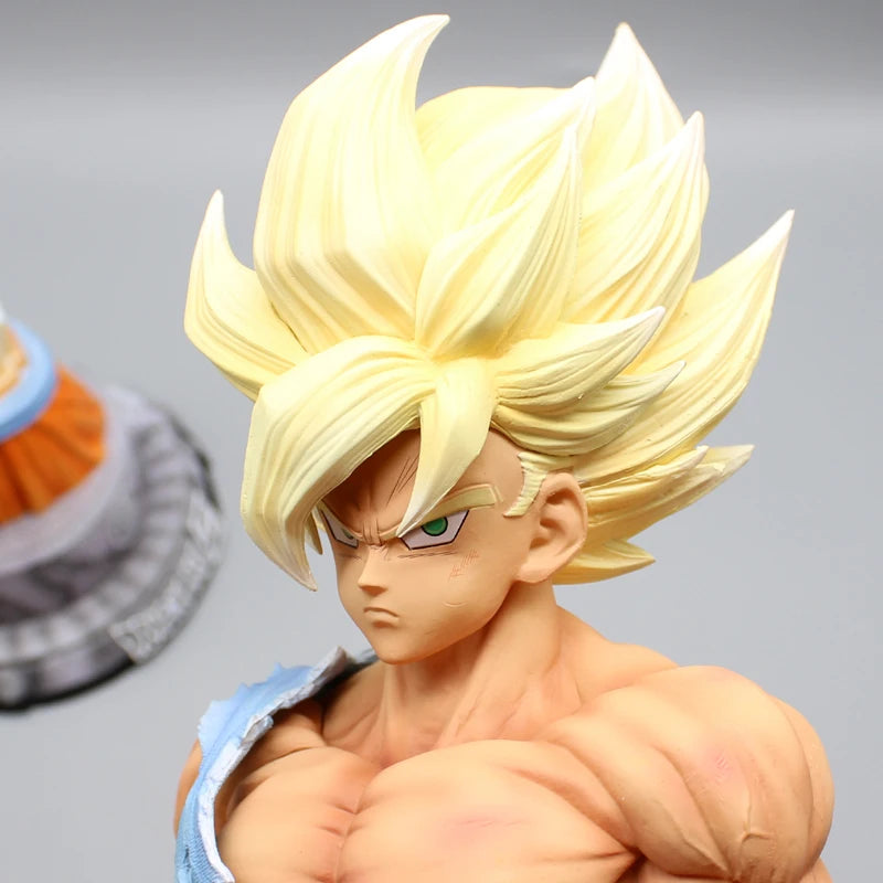 Dragon Ball Z: Son Goku Super Saiyan. 28 cm Figure