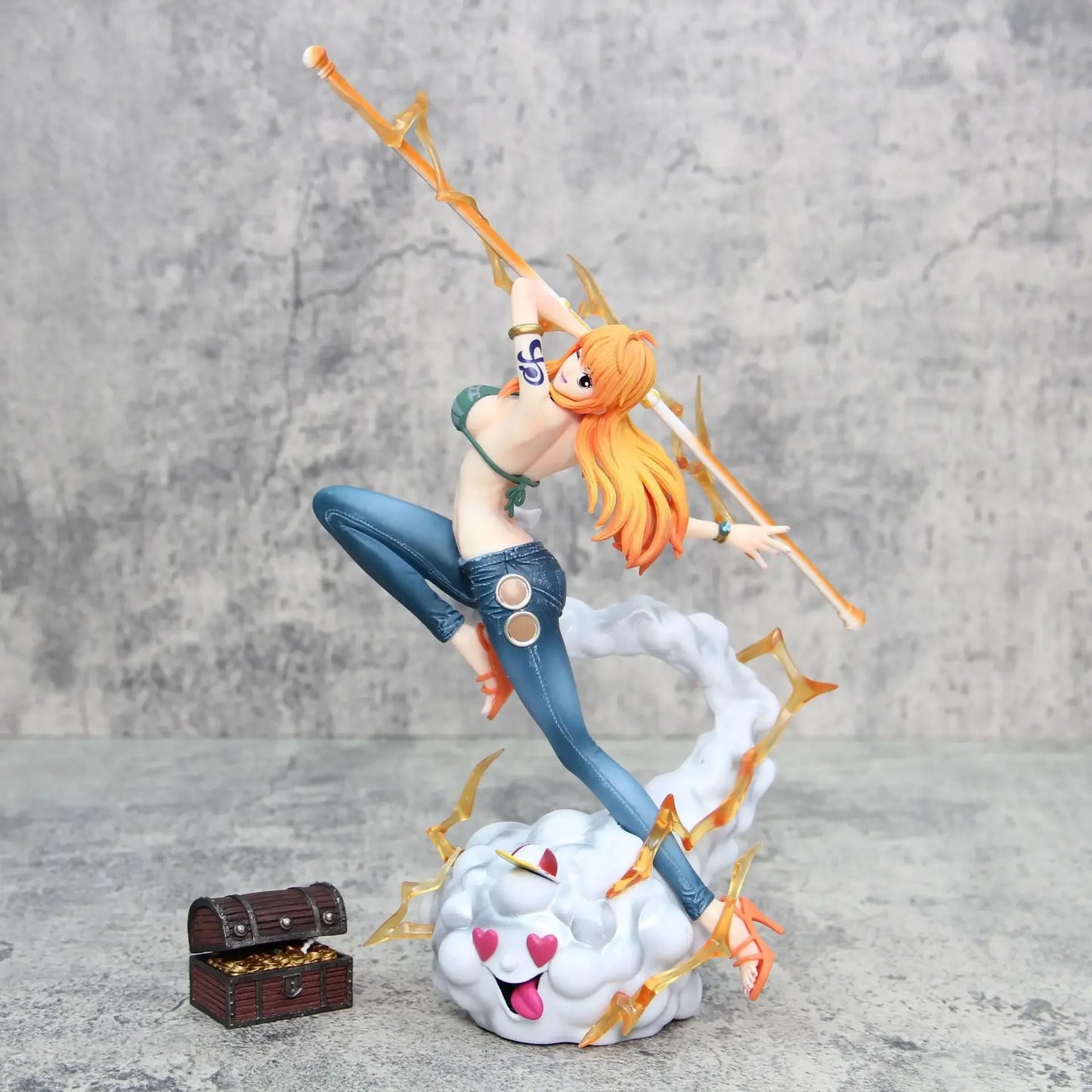 One Piece: Nami. 32 cm XL figure