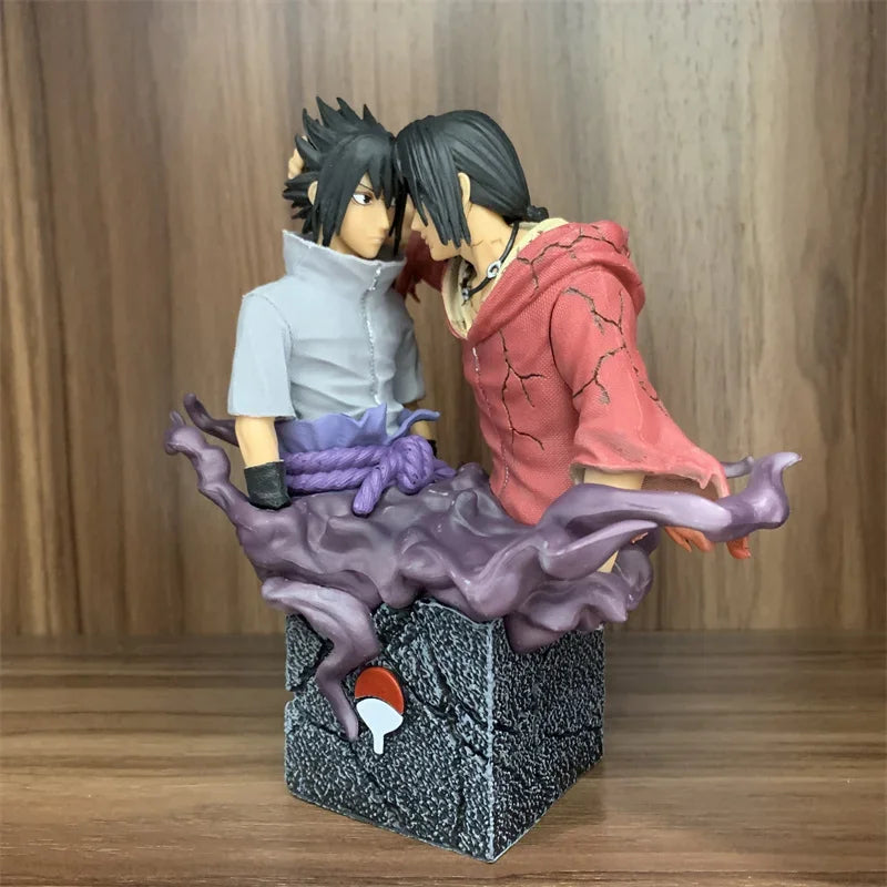 Naruto Shippuden: Sasuke and itachi. 17cm figure